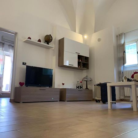 Perla Barocca Centro Storico Mesagne Apartment Luaran gambar