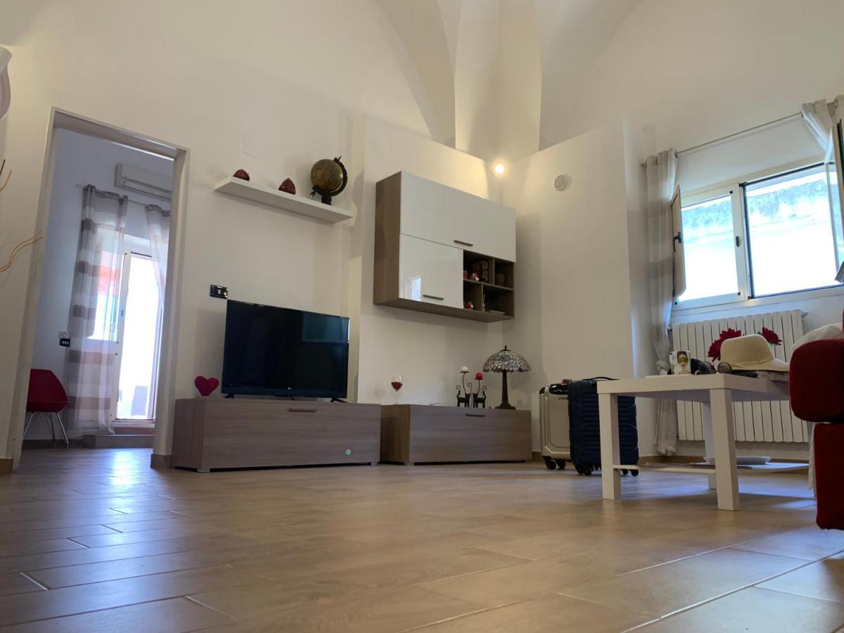 Perla Barocca Centro Storico Mesagne Apartment Luaran gambar